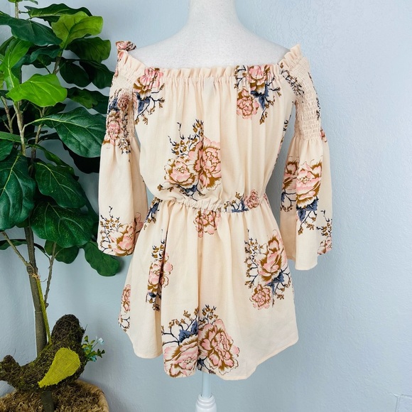Off Shoulder Cream Floral Smocked Short Romper - Picture 6 of 8